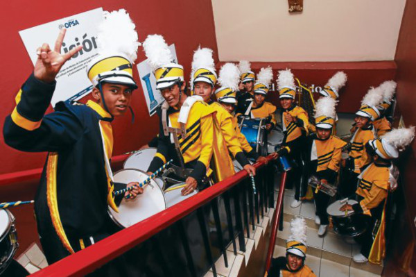 La mejor banda del desfile trajo su ritmo a EL HERALDO