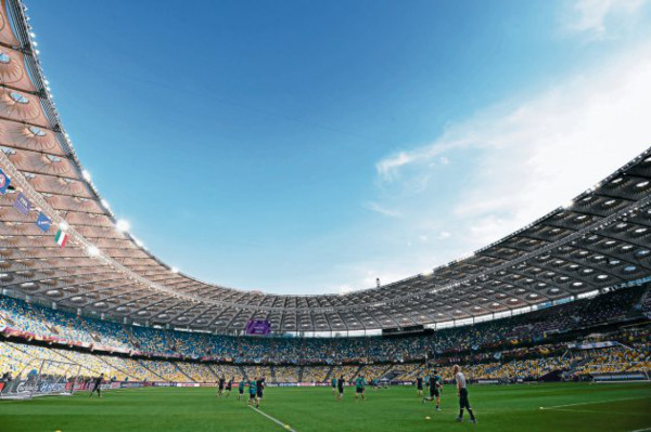 España vs Italia; Sobre este cielo habrá campeón