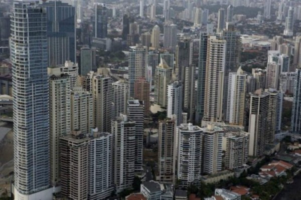 Colombia saca a Panamá de su lista de paraísos fiscales