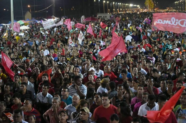 Encarnizada batalla para el balotaje