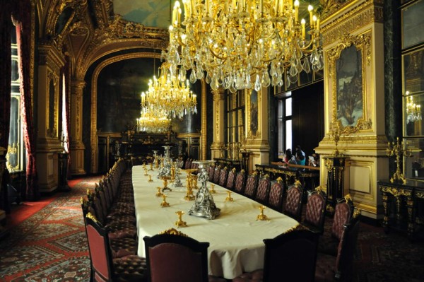 Artes decorativas francesas en 33 salas