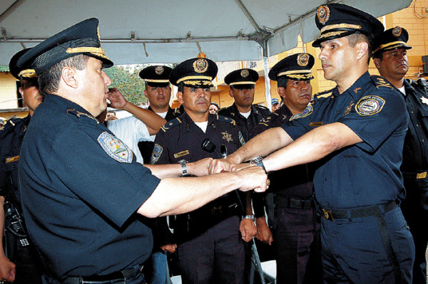 Estrada Pacheco asume como jefe de Policía Metropolitana 1