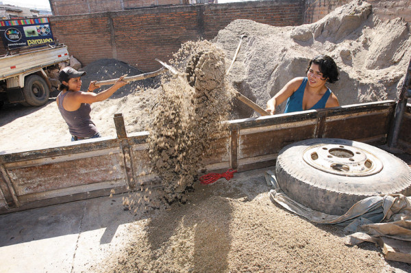 Mujeres hechas de acero puro
