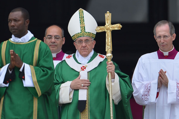 Cardenal Rodríguez comienza histórica depuración de la curia&nbsp;