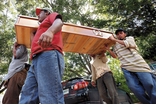 Registran siete muertes ligadas con alcoholismo