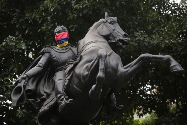 Venezuela: Constituyente se reúne en clima de gran presión