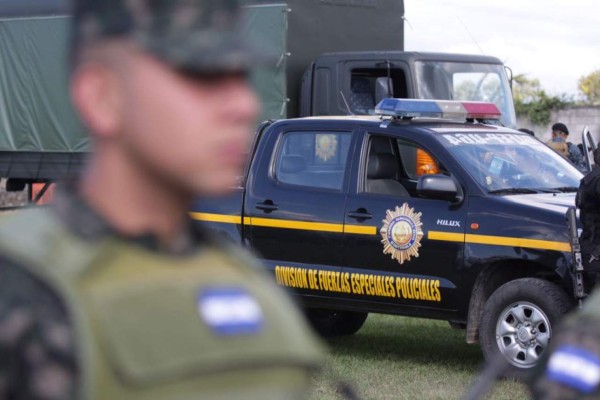 Presidentes del Triángulo Norte muestran fuerza para hacer frente a pandillas