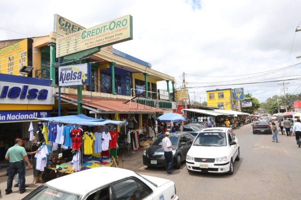 Inician inspección en los comercios