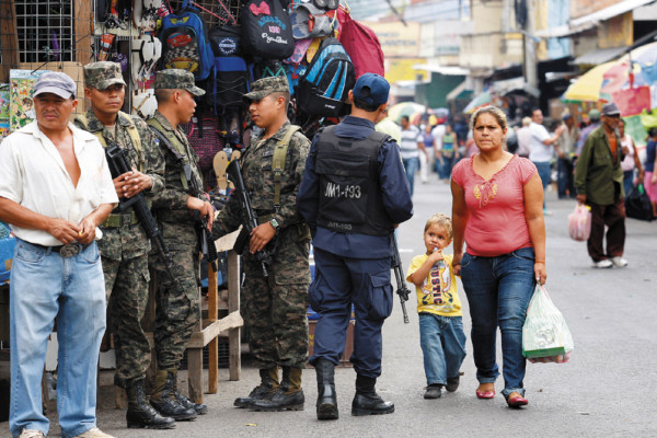 Actividad comercial crecerá un 30 por ciento en Navidad