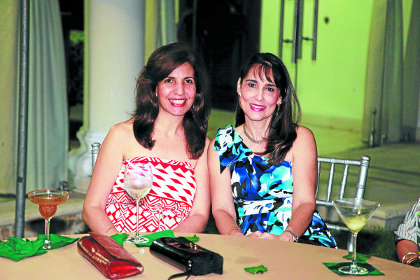 Mucha dicha a los novios