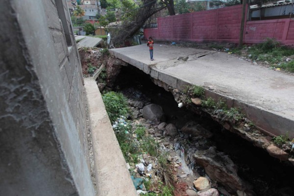 Quebrada El Sapo alarmó a vecinos de Los Profesores