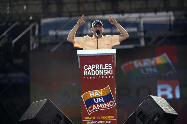 $100 millones donó Venezuela a Zelaya