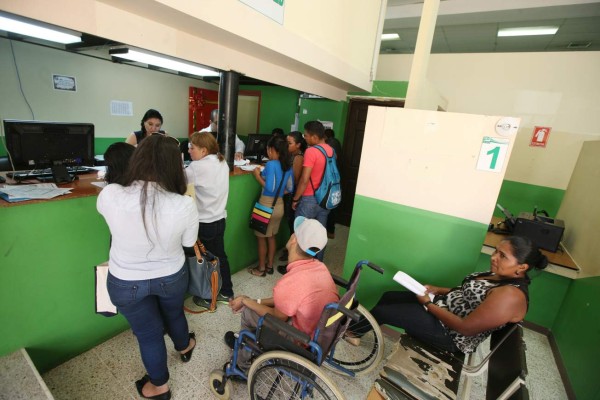 Sin emitir 175,000 tarjetas de identidad en el Registro Nacional
