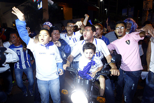 Honduras celebra a lo grande la clasificación