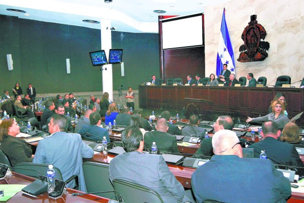 Estado de Honduras tendrá un superfiscal