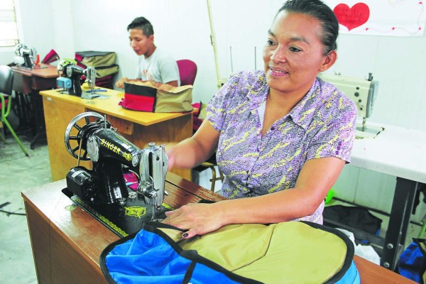 Postulan a organización Acoes de Honduras para el premio Princesa de Asturias 2017 de España