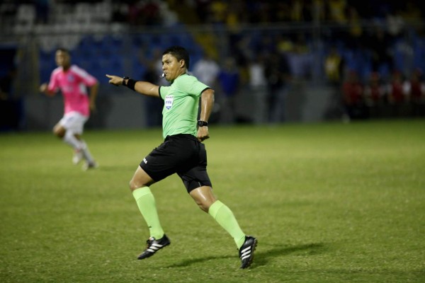 Cuerpo técnico del Olimpia a Armando Castro: 'Siempre se cagan”