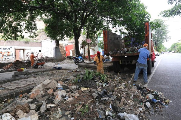 Sin abate ni BTI 64 centros de salud