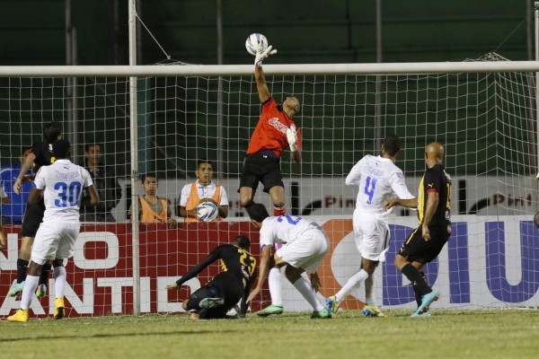 'Choco' Lozano, con licencia para golear