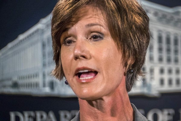 Trump despide a secretaria de Justicia, Sally Yates, tras decir que no defenderá veto a refugiados
