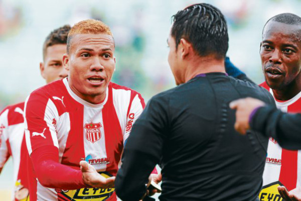 Arnold Peralta: 'Estoy soñando con Rangers”