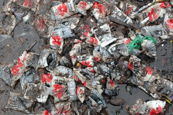 Desbordamiento de quebrada El Sapo inundó los mercados