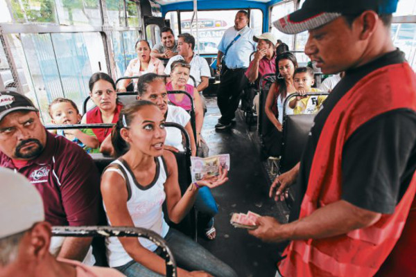 A medias comenzó a ser efectiva la rebaja de la tarifa del transporte urbano en la capital