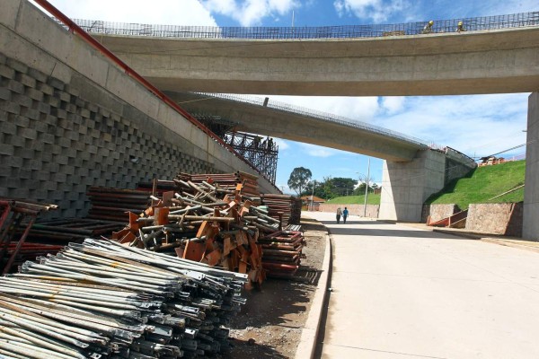 Afinan habilitación de paso a desnivel para los ciclistas