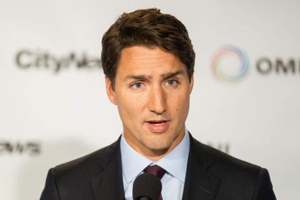 Se viraliza una foto del primer ministro Trudeau sin camisa