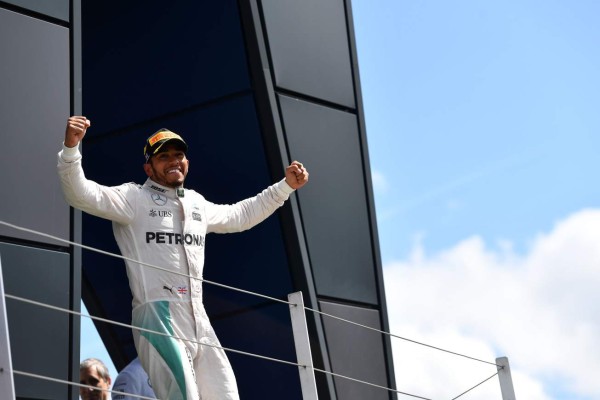 Lewis Hamilton (Mercedes) vuelve a ganar en Gran Bretaña
