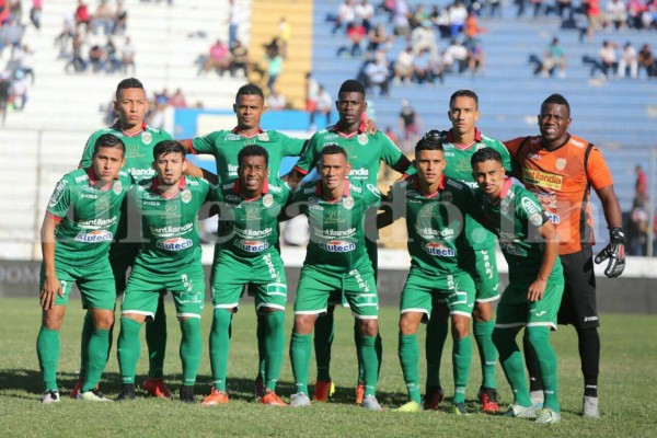 Olimpia se quedó con el clásico ante Marathón y le recetó 3-2 con doblete de Estupiñán