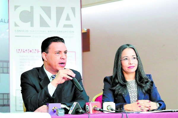 Corrupción en el IHSS salpica a 'piezas clave”