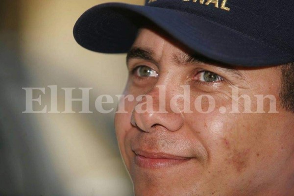 'Antes de policía, uno es humano”: Oficial que salvó a niños de avalancha mortal en el estadio Nacional