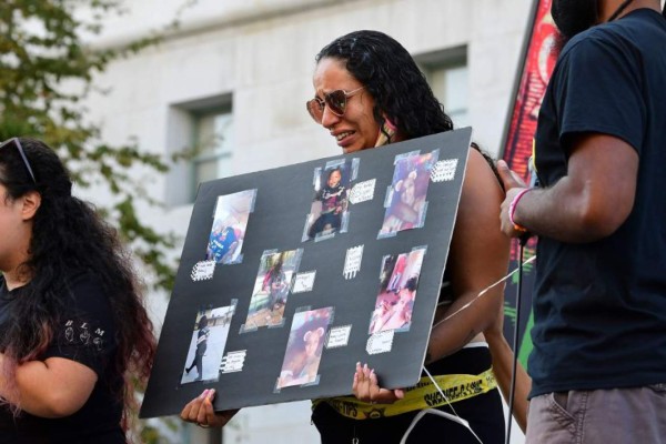 ¡Sigue la brutalidad policial! otro afroamericano asesinado con saña en EEUU (FOTOS)