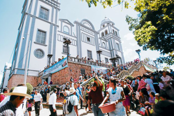 Diez segundos ante la dulce mirada de la Virgen Suyapa