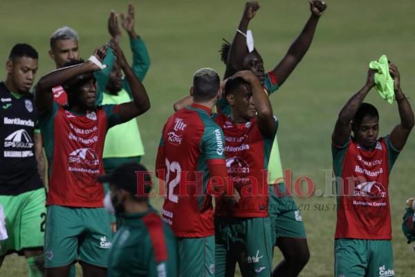 Bronca, entusiasmo de Vargas y enojo de Troglio: lo que no se vio del Olimpia vs Marathón (FOTOS)