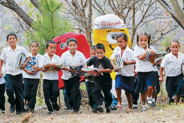 EL HERALDO cambió útiles por sonrisas