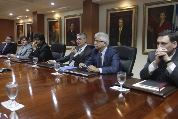 Misión del FMI evaluará el desempeño de la DEI