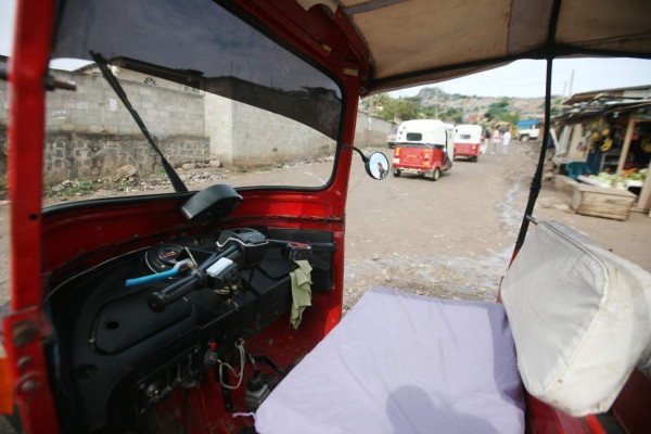 Mototaxis invaden de forma ilegal 56 rutas de transporte