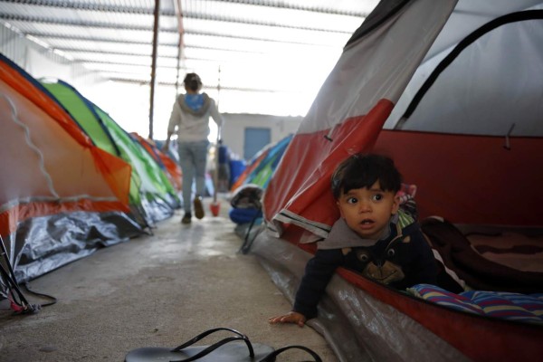 Así es la larga espera de los migrantes que son devueltos a México mientras esperan asilo de EEUU