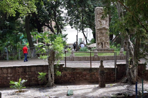 Avanza plan de mejorar parques emblemáticos