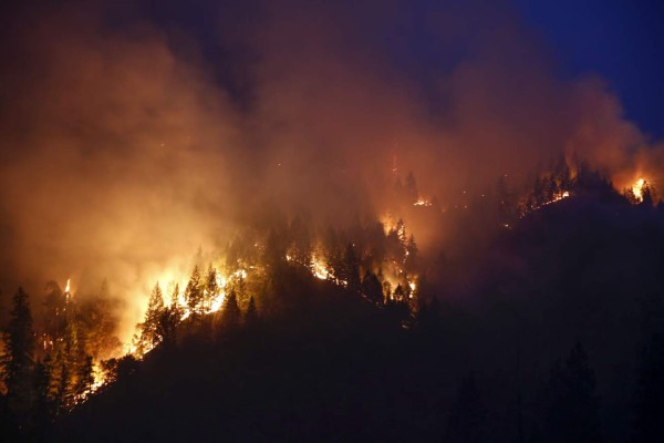 Así son los mortíferos incendios forestales en California, Estados Unidos