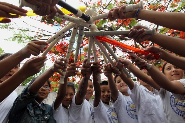 Escuela Melgar, cuna de artistas y niños con habilidades técnicas