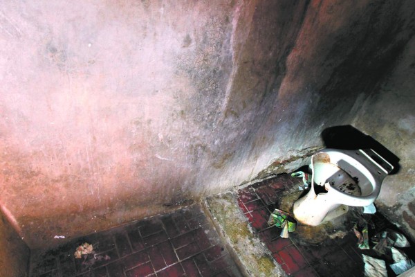 Anciano hondureño padece un eterno abuso