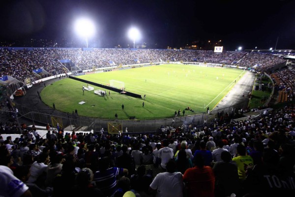 Locura total por el león en el Nacional