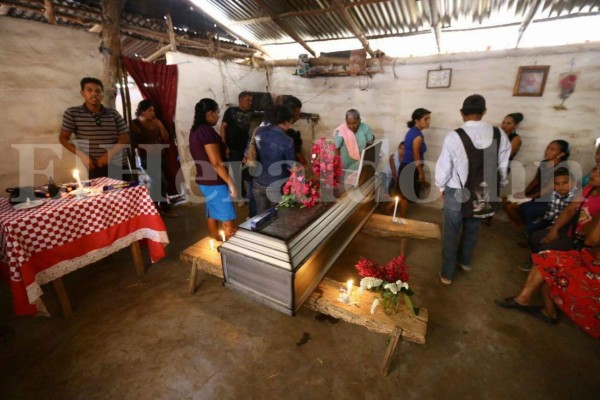 Honduras: San Miguelito llora la dolorosa pérdida de sus hijos en la tragedia vial de la carretera al sur&nbsp; &nbsp;&nbsp;