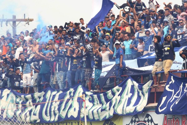 Curiosas imágenes captadas por nuestro lente en la fecha 16 de la LNP