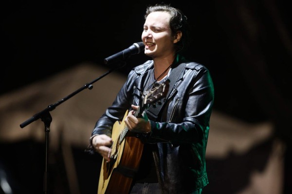 Alejandro Sanz endulzó con su 'sirope” en Tegucigalpa