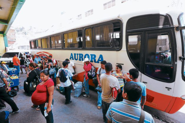 Operadores del interurbano desacatan proceso de revisión