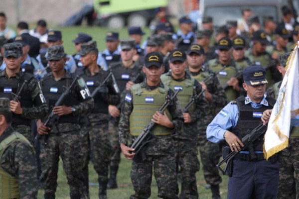 Presidentes del Triángulo Norte muestran fuerza para hacer frente a pandillas